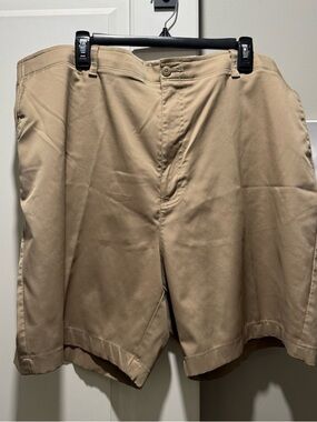 Pro tour men’s shorts